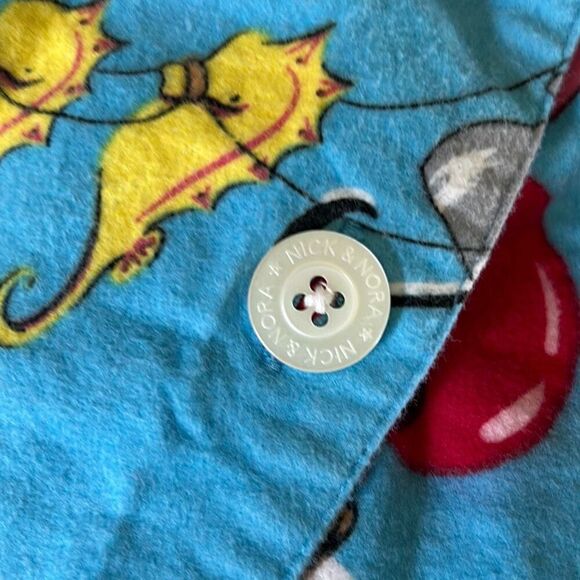 Nick & Nora Santa Claws Flannel Pajama Set Holiday Christmas Lobster Santa Seaho - Picture 10 of 10